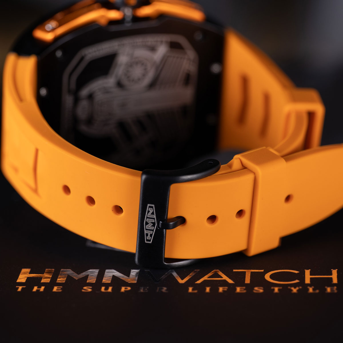 V12 AUTOMATIC WATCH