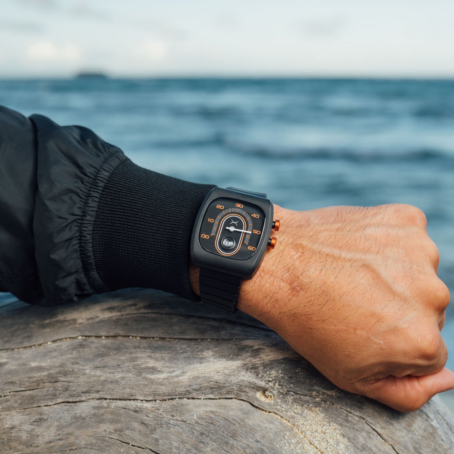 Retroscope Jump Hour Watch